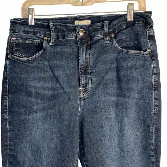 Good American Good Legs Crop Jeans Size 15 Medium Blue Stretch Denim GLC673T - Picture 2 of 7